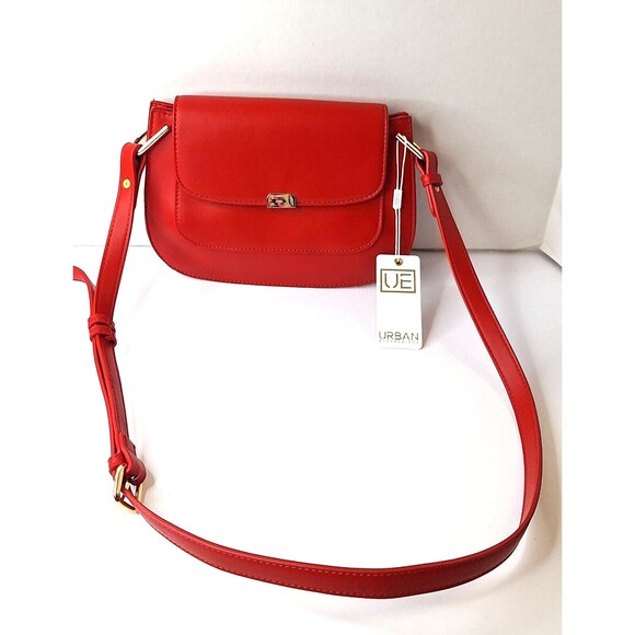 URBAN EXPRESSIONS Vegan Leather Crossbody Handbag Purse Red Adjustable Strap NWT - Picture 1 of 11